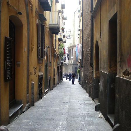 Il Basso 13 Naples Exterior photo